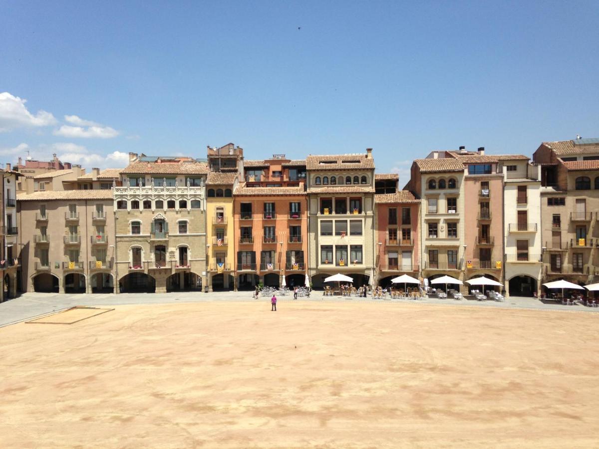 Apartaments Vicus 2 Con Vistas A La Plaza Mayor De 비크 외부 사진