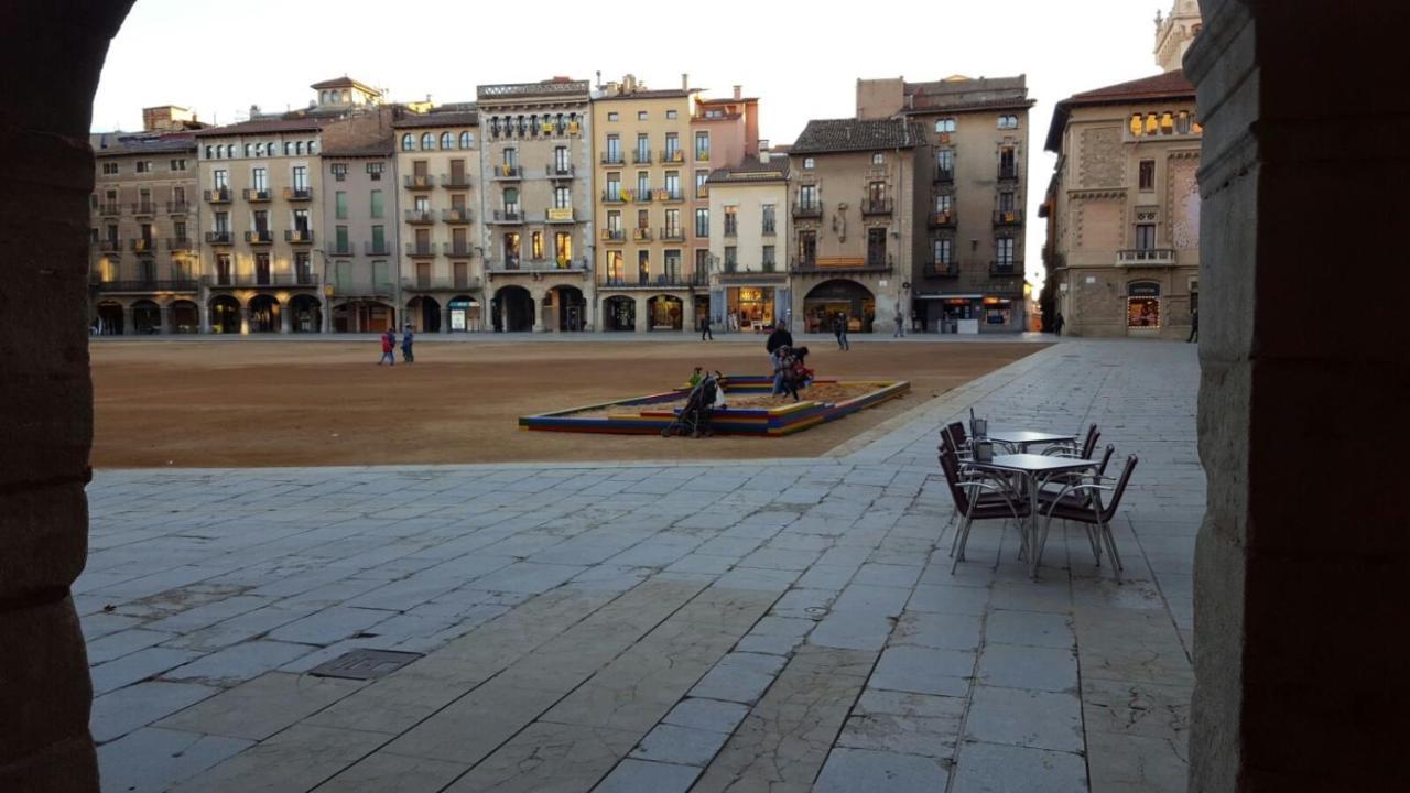 Apartaments Vicus 2 Con Vistas A La Plaza Mayor De 비크 외부 사진