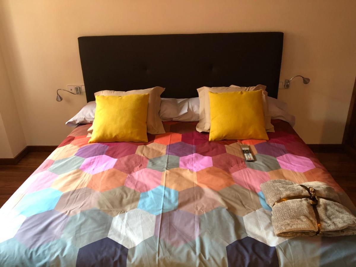 Apartaments Vicus 2 Con Vistas A La Plaza Mayor De 비크 외부 사진