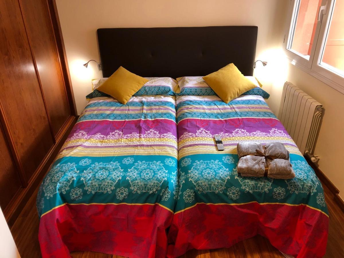 Apartaments Vicus 2 Con Vistas A La Plaza Mayor De 비크 외부 사진